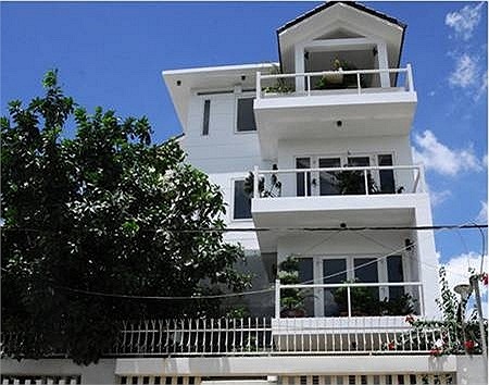 Bà Như Loan - mẹ của Cường Đô la là một trong những người giàu nhất sàn chứng khoán.