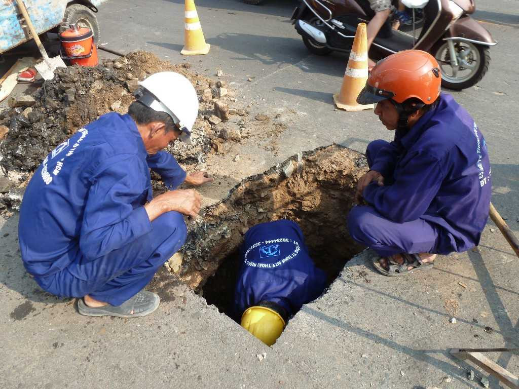 TP.HCM, Tân Phú, hố tử thần, khoét hàm ếch, khắc phục, nuốt người