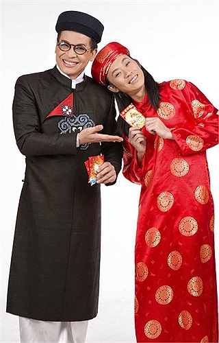 Danh hài cùng MC Thanh Bạch thực hiện bộ ảnh chào xuân.