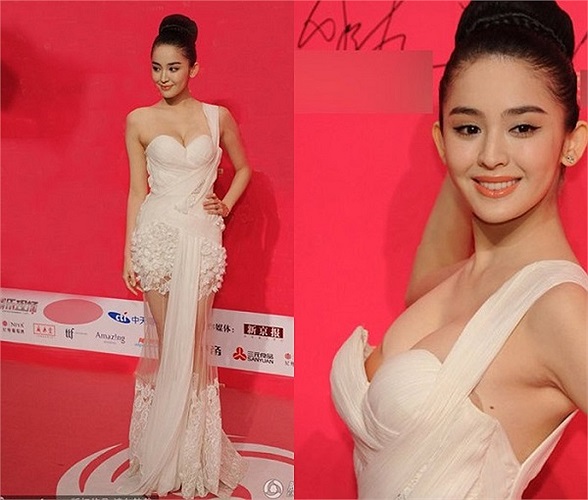 Chiếc váy khá đẹp của nữ diễn viên sinh năm 1992 Cổ Lực Na Trát bất ngờ phản chủ khi cô chụp nghiêng người.