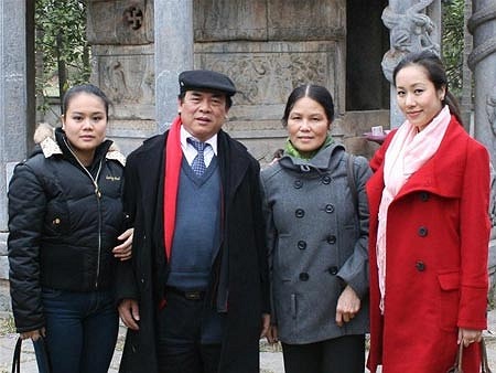  Ông từng là trưởng phái đoàn đại diện thường trực Việt Nam tại Liên Hiệp Quốc, Tổ chức thương mại Thế giới – WTO và Phó chủ tịch Đại hội đồng Liên minh nghị viện Thế giới nhiệm kỳ 2010 – 2011. 