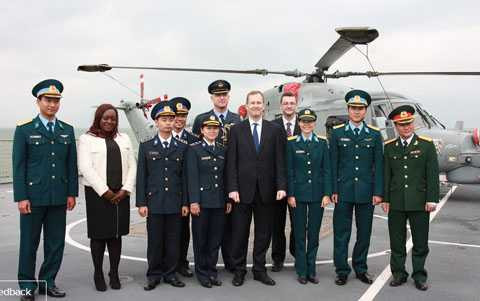 Đà Nẵng, Chiến hạm Anh, tàu khu trục, liên hợp quốc, tiếng Anh, tốt nghiệp