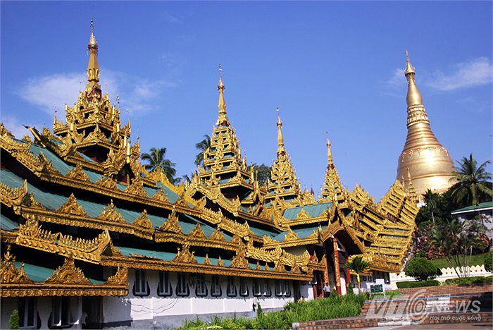 Shwedagon hay Chùa Vàng, ở Yangon được coi là ngôi chùa linh thiêng nhất Myanmar.