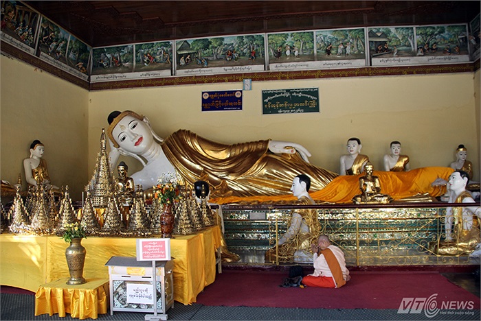 Philip de Brito e Nicote định nấu chảy quả chuông đó để đúc đại bác. Nhưng khi chở qua sông Bago, chuông bị chìm và đến nay vẫn chưa được tìm ra.