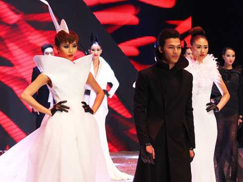 Mâu Thanh Thủy đăng quang Vietnam's Next Top Model 2013