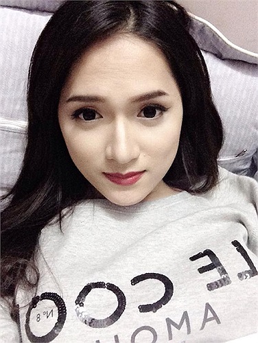 Hương Giang Idol sợ cái lạnh khi ra Hà Nội biểu diễn.