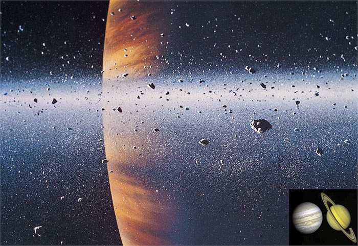 Mưa kim cương: Trên bề mặt sao Mộc và sao Thổ, cacbon rơi vào khí quyển và bị ép thành những viên kim cương. Sau đó, chúng rơi xuống những tầng khí quyển thấp hơn và bị tan chảy tạo thành cơn mưa kim cương. 