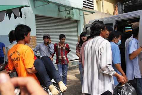 TP.HCM, bé trai, quận 8, tử vong dưới ao bèo, 3 tuổi, mất tích, bí ẩn, nghi vấn