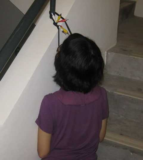 treo cổ, bé gái 9 tuổi, An Lão, Hải Phòng, dây giầy