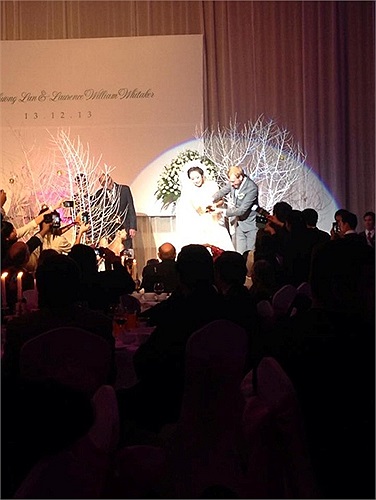 Vốn là người khá im hơi lặng tiếng trong Vbiz nhưng gần đây, tên tuổi của Ngô Phương Lan bỗng dưng lại hot bởi thông tin lên xe hoa cùng một quý ông người Anh.