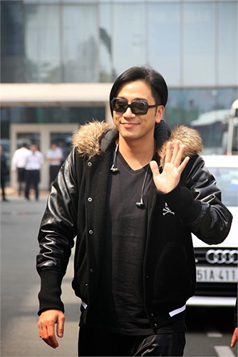 Đáng nói đến là vai diễn Đường Diệc Phong trong bộ phim Bao la vùng trời - vai diễn bước ngoặt đưa Ngô Trác Hy vào hàng ngũ diễn viên tuyến một của đài TVB. 