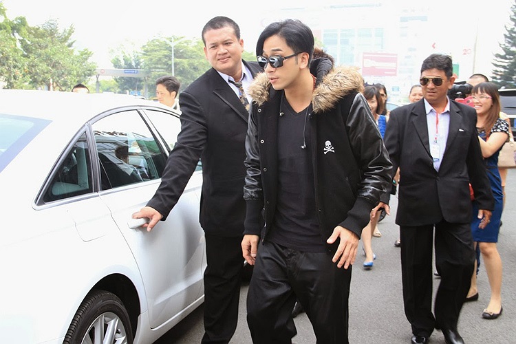 Cùng với Ngô Trác Hy, diễn viên TVB khác là Dương Di cũng sẽ đến Việt Nam chiều nay.