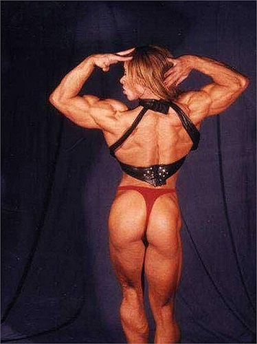 Cận cảnh đằng sau