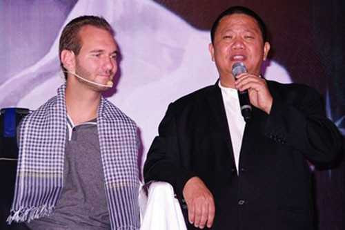 Tôn Hoa Sen – Lê Phước Vũ