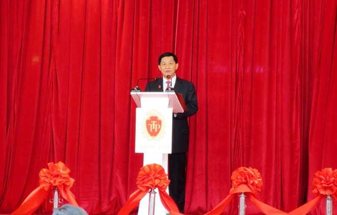 Johnathan Hạnh Nguyễn