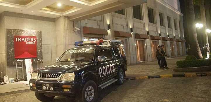 Hiện trường đánh bom ở Myanmar