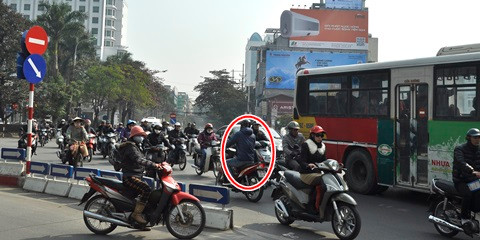 Tự nhận vô văn hóa, ngang nhiên vi phạm luật giao thông