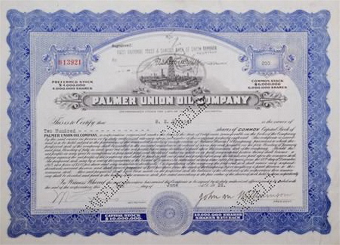 Hộp cổ phiếu Coca-Cola: Một người đàn ông có tên Tony Marohn đã mua một hộp giấy tờ với giá 5 USD. Tuy nhiên ông này phát hiện trong đó là 1.625 cổ phiếu từ năm 1917 của Palmer Union Oil, công ty sau này đã sát nhập vào Coca-Cola. Qua đó đống cổ phiế