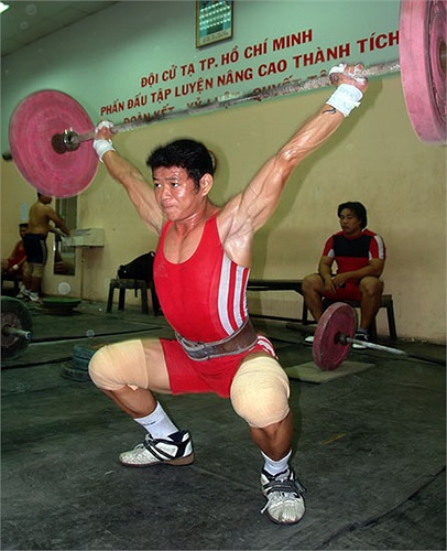 Anh đã được chọn thay Trần Lê Quốc Toàn tranh tài ở hạng cân 56 kg cử tạ