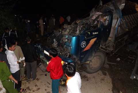 Việt Nam, tai nạn giao thông, chết, bị thương, quốc lộ 1A, 17.000 người chết