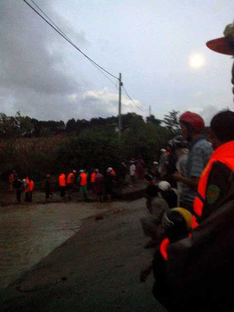 lũ cuốn, cô giáo, chết, mất tích, nghèo, chí tình