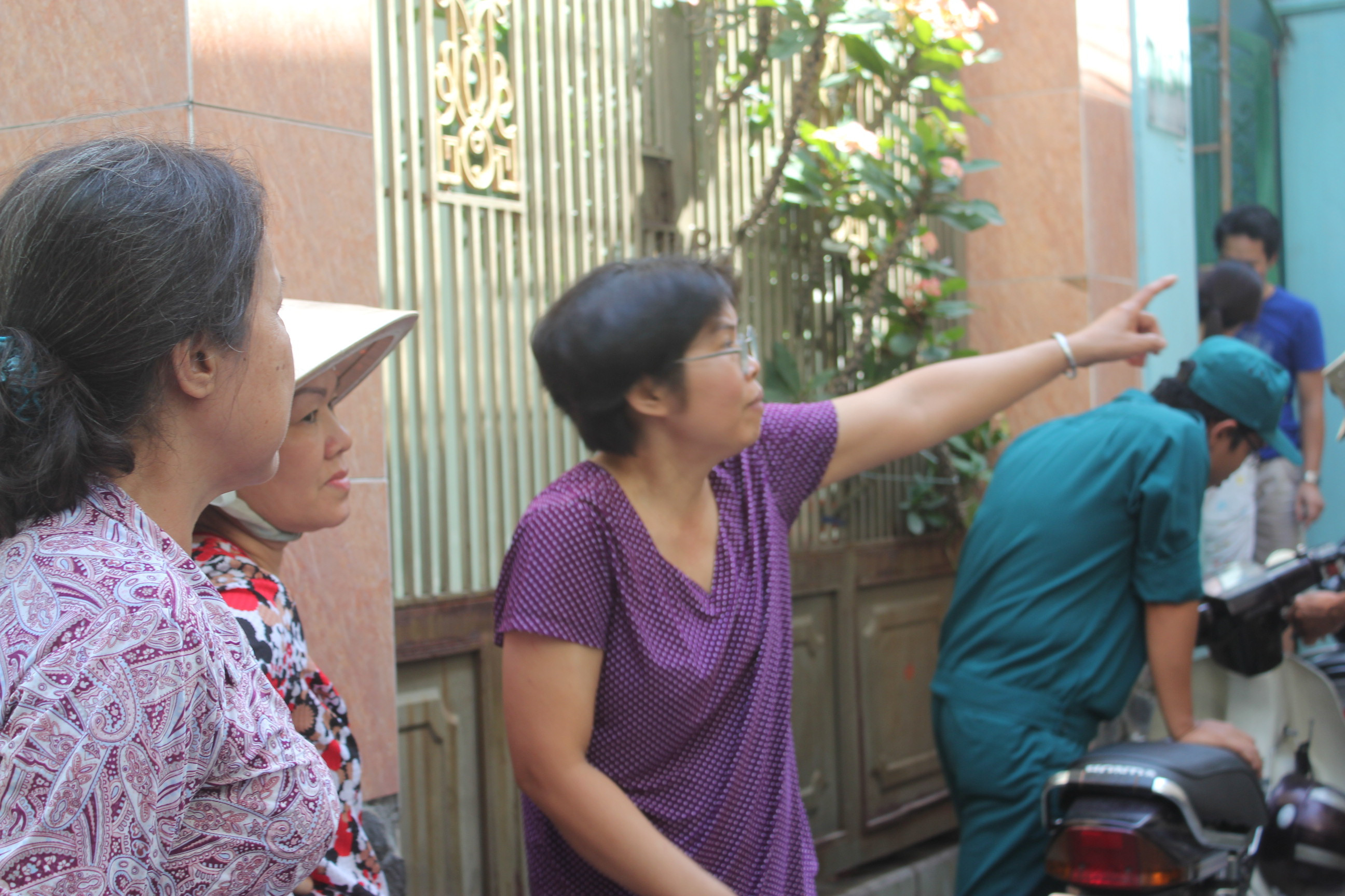 TP.HCM, cháy nhà trọ, sinh viên, quận 4, bị bỏng nặng, nữ sinh, dũng cảm