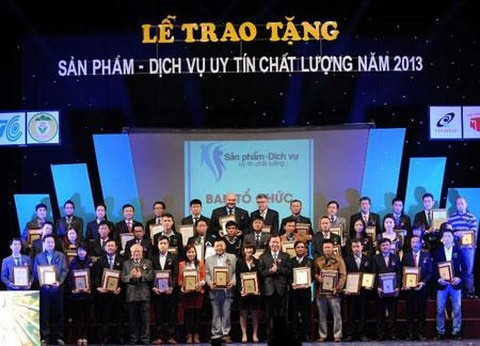 Pico nhận giải thưởng sản phẩm, dịch vụ uy tín chất lượng 2013