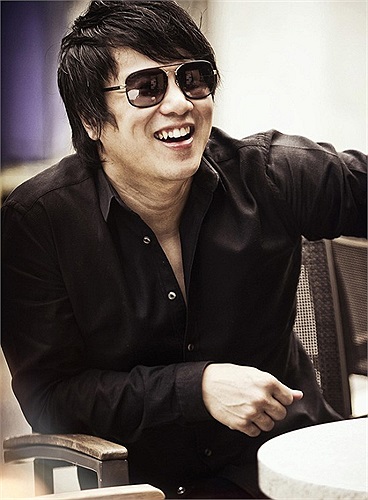 Mặc dù lúc đầu Thanh Bùi phủ nhận thông tin đã có vợ. Cuối cùng, Thanh Bùi cho biết anh và cô gái trong clip giới thiệu về gia đình trong Australian Idol 2008 đã đính hôn nhưng kế hoạch đám cưới và có con của họ bị đổ vỡ.