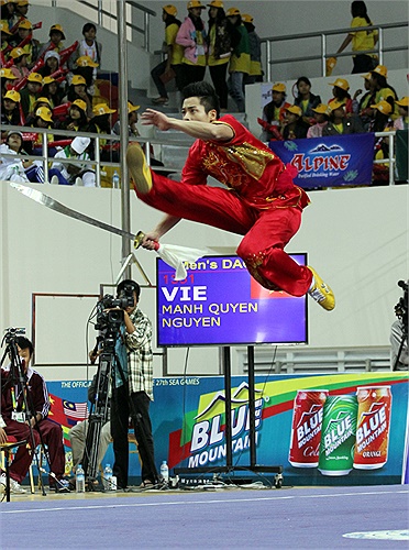 Quyền thi đấu rất tập trung, ra đòn nhanh, mạnh