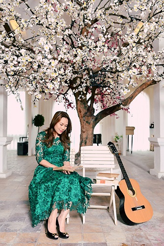 Một năm qua, người miền Trung chịu nhiều khó khăn và thiệt hại sau những trận bão lũ, vì vậy, đêm nhạc ngoài việc tri ân khán giả đã ủng hộ mình, Mỹ Tâm sẽ dùng lợi nhuận của việc bán vé để thực hiện chương trình từ thiện trao quà Tết cho bà con miền Trung vào dịp Tết Nguyên Đán năm nay. 