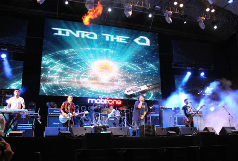 RockStorm, Đà Nẵng, Mobifone, siêu bão, đổ bộ