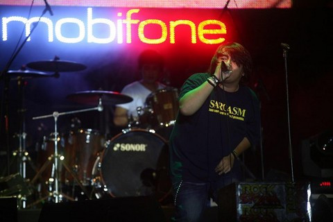 RockStorm 2013 “đốt lửa” sông Hàn