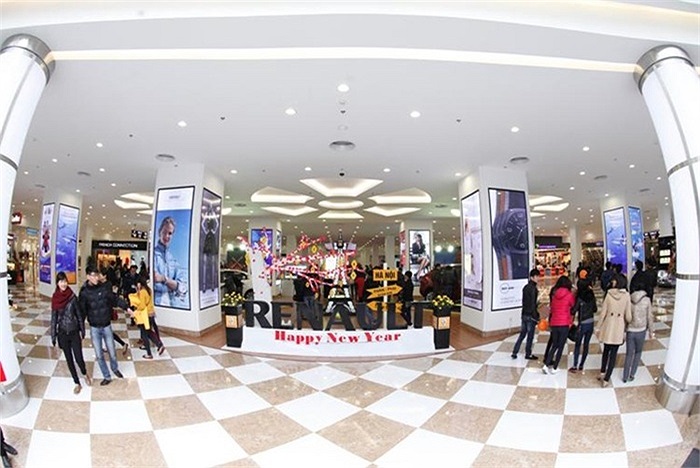 TTTM trong lòng đất này có khoảng 300 gian hàng.