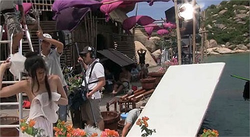 Nhưng với Hà Tăng, hình ảnh này khiến cô lại có phần mất điểm trong mắt khán giả.