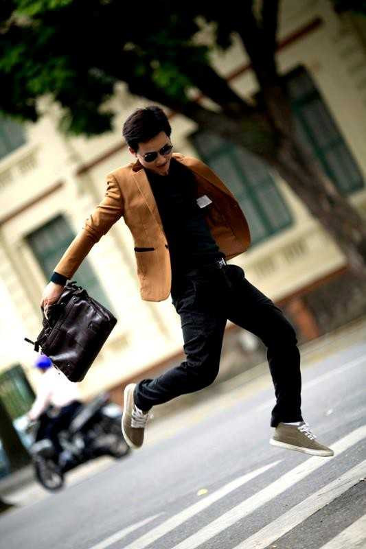 Thầy giáo hot boy Lại Tiến Minh