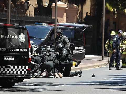 đánh bom Australia