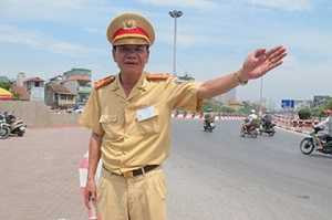 CSGT, quỳ lạy CSGT, xử phạt, người vi phạm,