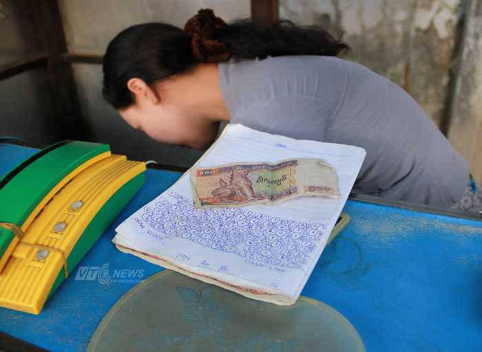 Mất tầm 600 kyats (khoảng 13000 VNĐ) cho 1 phút liên lạc