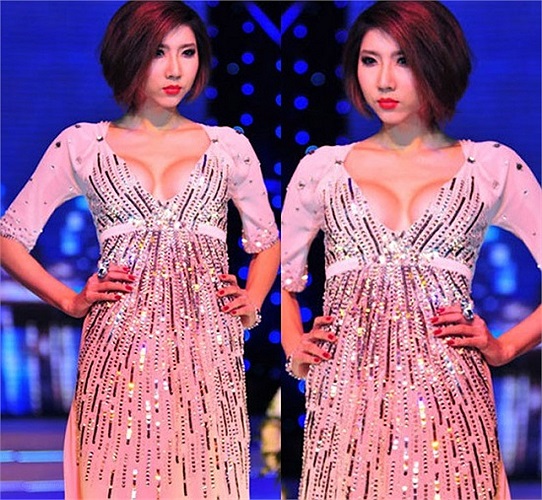 Người mẫu Ngọc Quyên cũng có vòng 1 méo mó. 