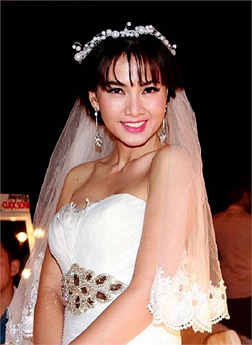 Ang Thư.