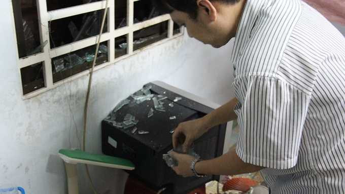 nổ đầu đạn pháo, đục đầu đạn, tìm cánh tay