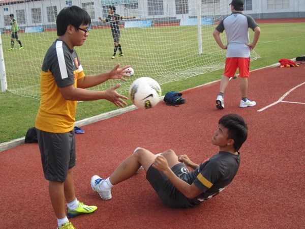 'Tội đồ' của U23 Việt Nam phải tiêm thuốc