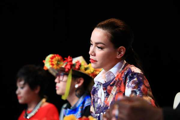 Hồ Ngọc Hà nhảy trong chung kết Vũ điệu đam mê