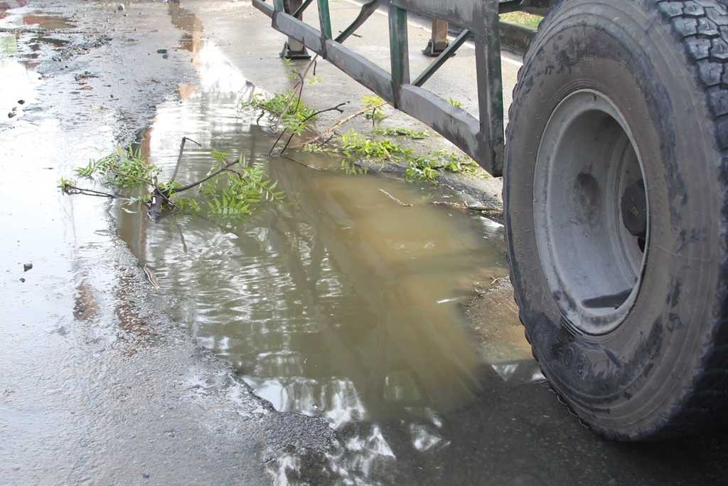 TP.HCM, Đại lộ Nguyễn Văn Linh, bẫy, hố đen, tai nạn giao thông, triều cường