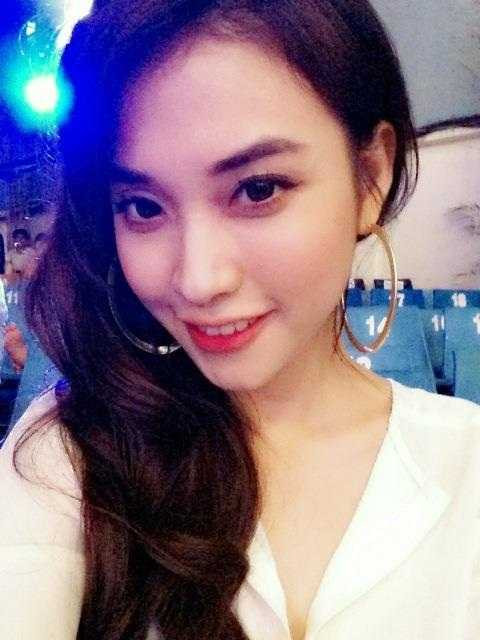 bạn gái Trần Thành