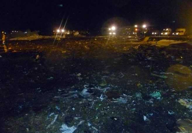 Tranh cãi nguyên nhân vụ rơi máy bay thảm khốc