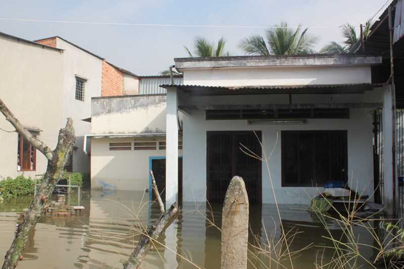 TP.HCM, Sài Gòn, chạy lũ, vỡ đê,Thủ Đức, rạch Cầu làng