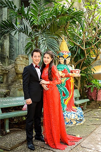 Sáng 27/11/20132013, Đăng Khôi và Thuỷ Anh đã tổ chức đám cưới theo nghi thức Phật giáo tại Chùa Kỳ Quang 2, thành phố Hồ Chí Minh, trong sự chứng kiến của các sư thầy, cha mẹ, họ hàng đôi bên và những Phật tử tại Chùa.