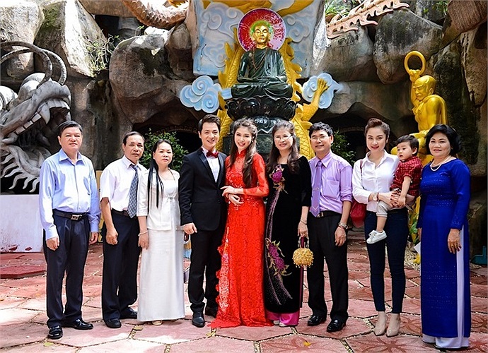 Đăng Khôi cũng là một Phật tử đã Quy y tại chùa Kỳ Quang 2, pháp danh của anh là Quang Đức.