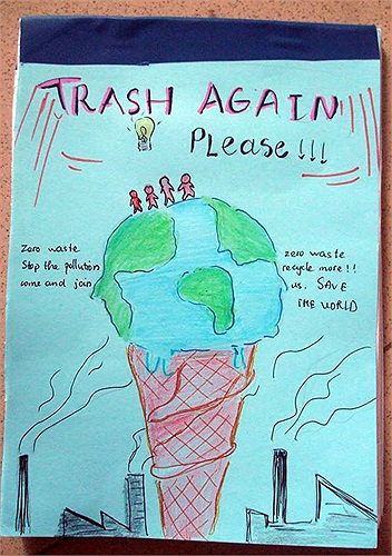 Với tiêu chí, sáng tạo là không giới hạn, một nhóm học sinh Hà Nội đã biến những quyển nháp trở nên rất đặc biệt và ý nghĩa.